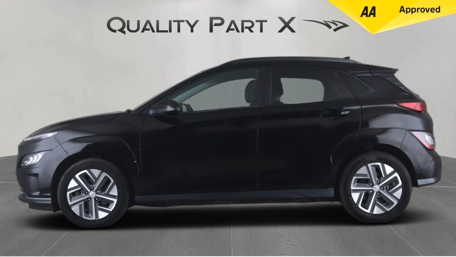Used Hyundai KONA 2023 for sale - 76975826: Photo 4