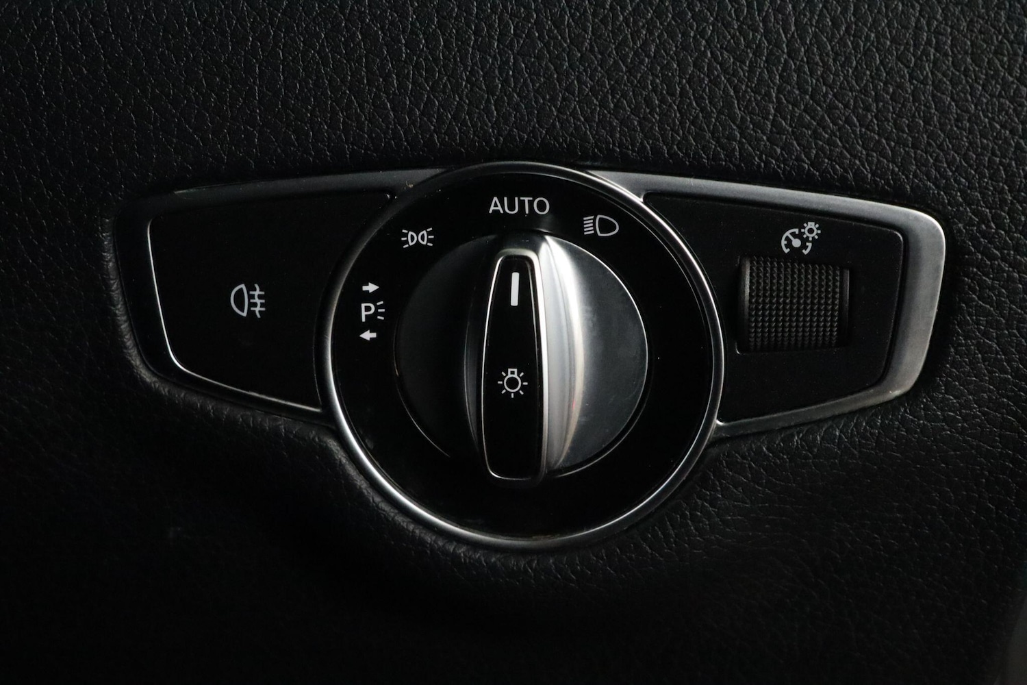 Used Mercedes-Benz E Class 2021 for sale - 76269783: Photo 21