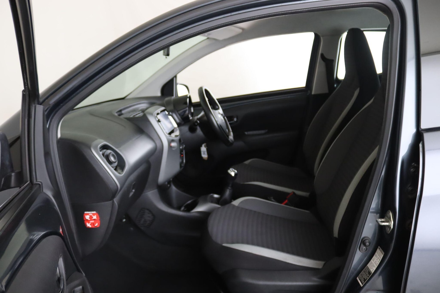 Used Toyota AYGO 2020 for sale - 75728766: Photo 11