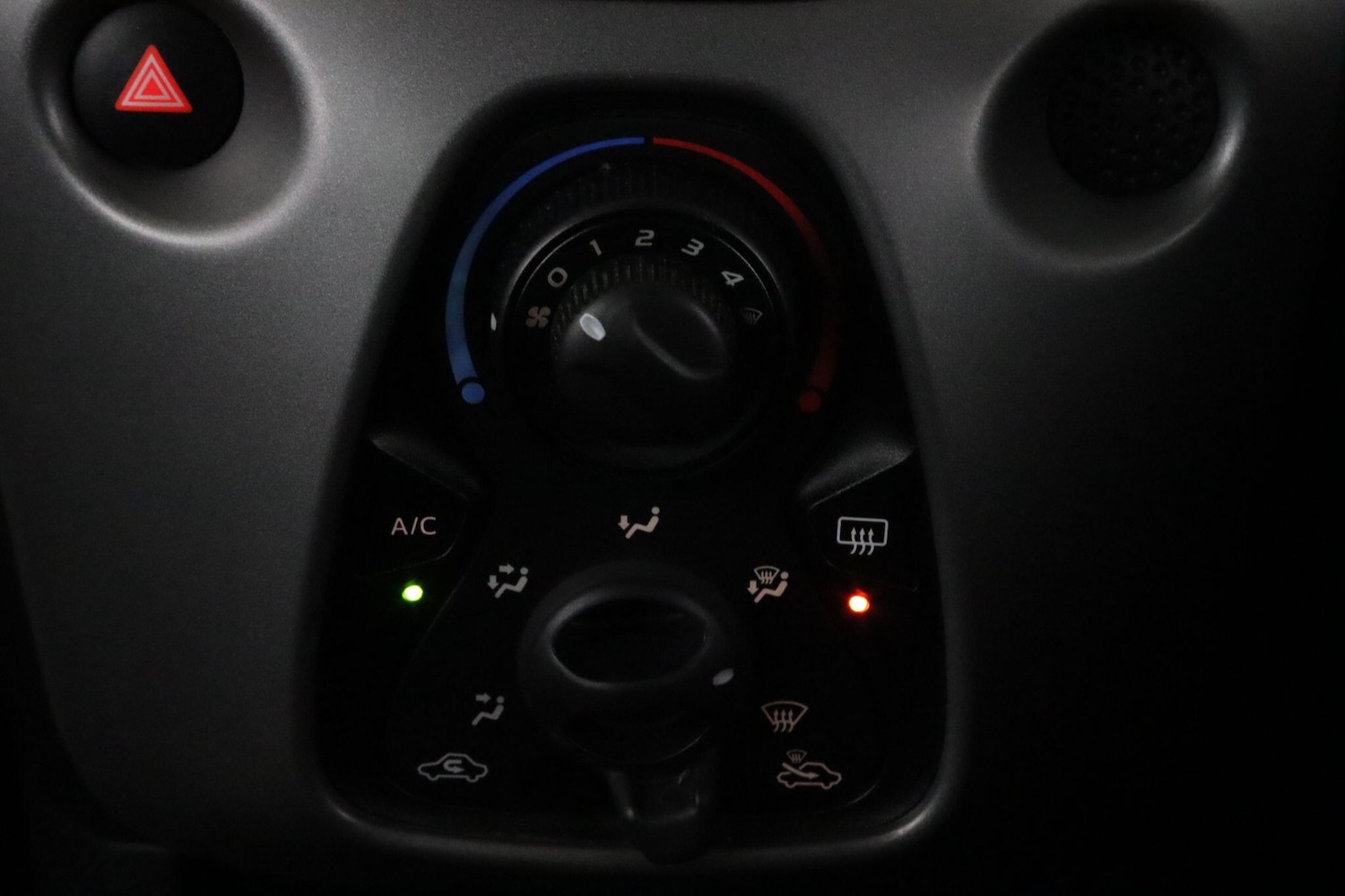 Used Toyota AYGO 2020 for sale - 75728766: Photo 23