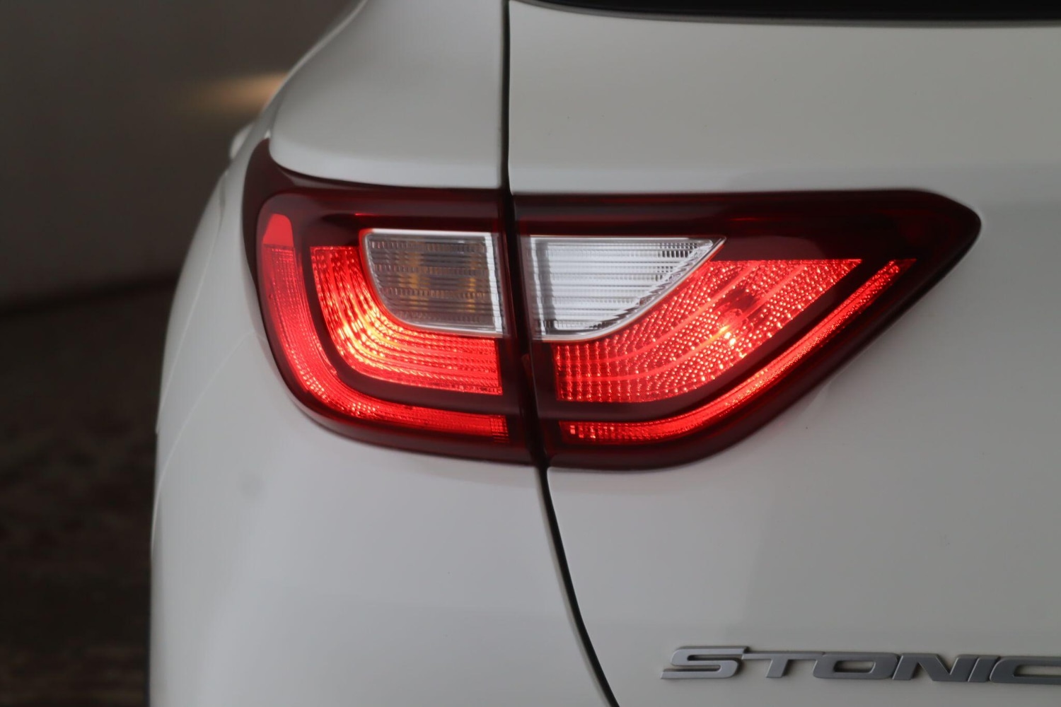 Used Kia Stonic 2022 for sale - 76802347: Photo 11