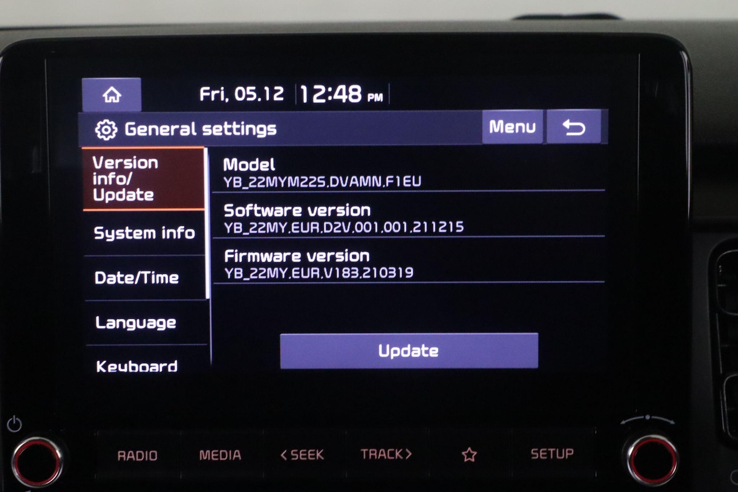 Used Kia Stonic 2022 for sale - 76802347: Photo 31