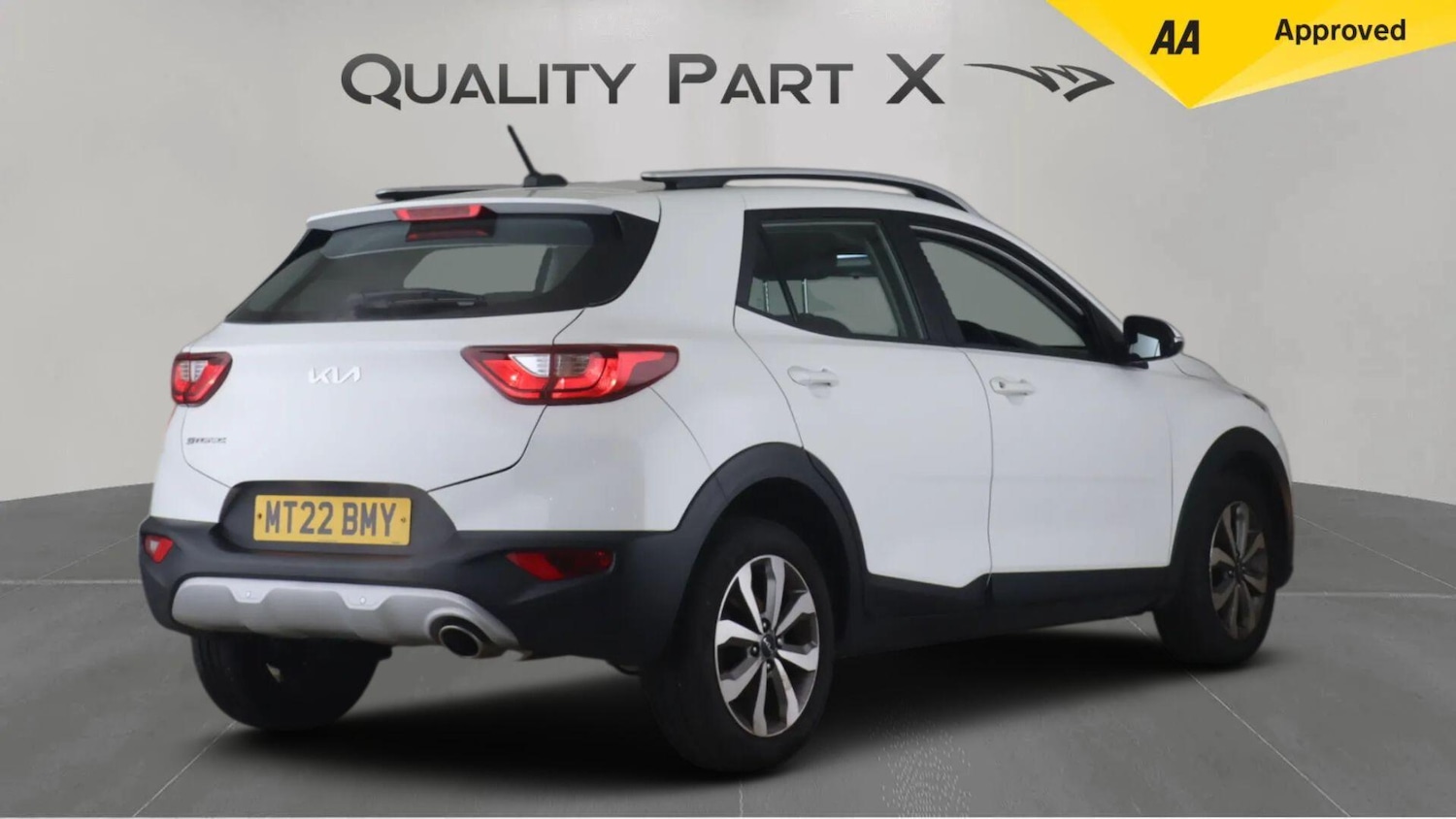 Used Kia Stonic 2022 for sale - 76802347: Photo 8