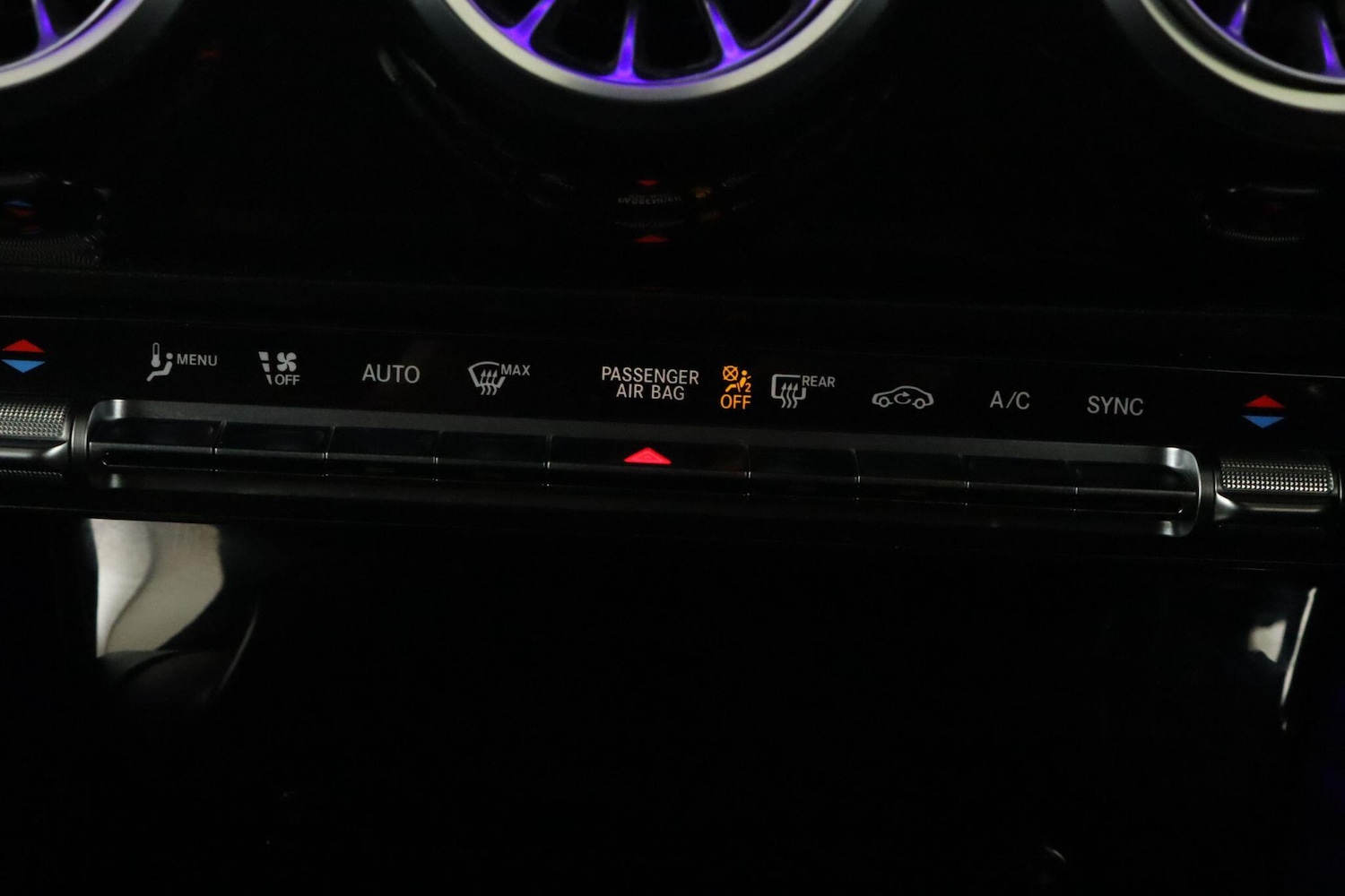 Used Mercedes-Benz CLA 2022 for sale - 76657066: Photo 30