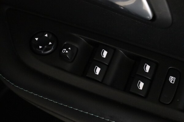 Used Peugeot 208 2022 for sale - 74452811: Photo 17