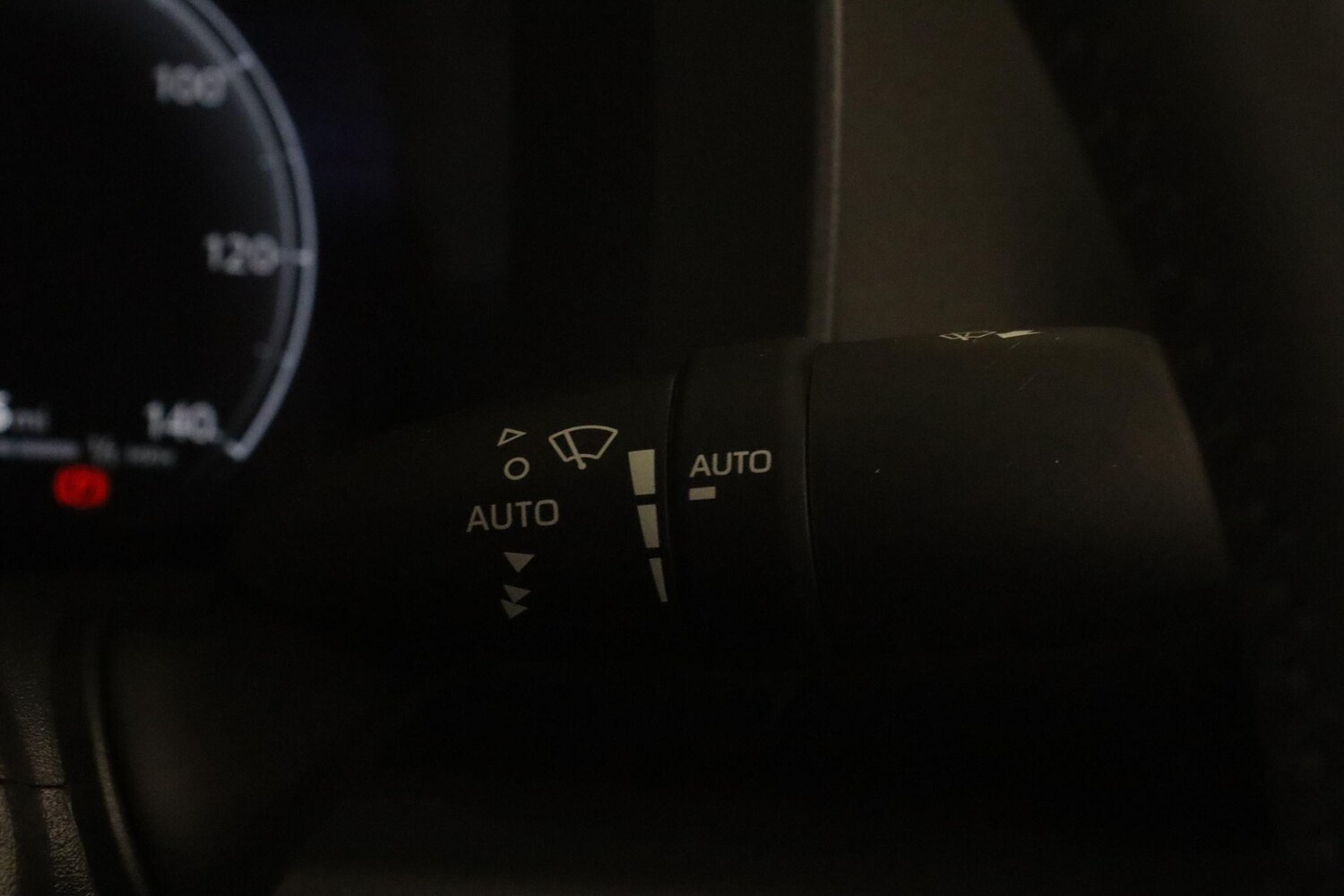 Used Toyota C-HR 2024 for sale - 77549758: Photo 24