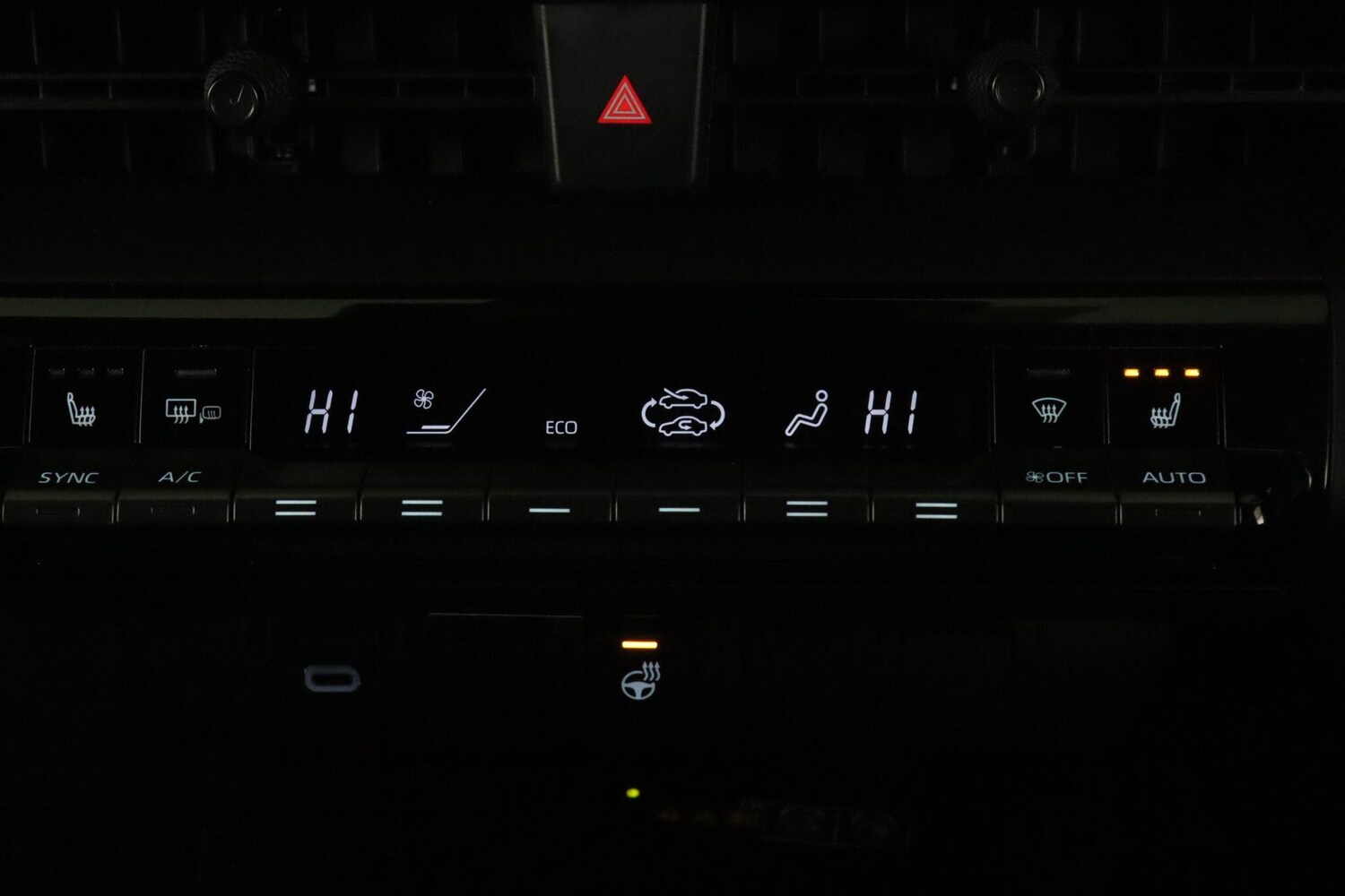 Used Toyota C-HR 2024 for sale - 77549758: Photo 26