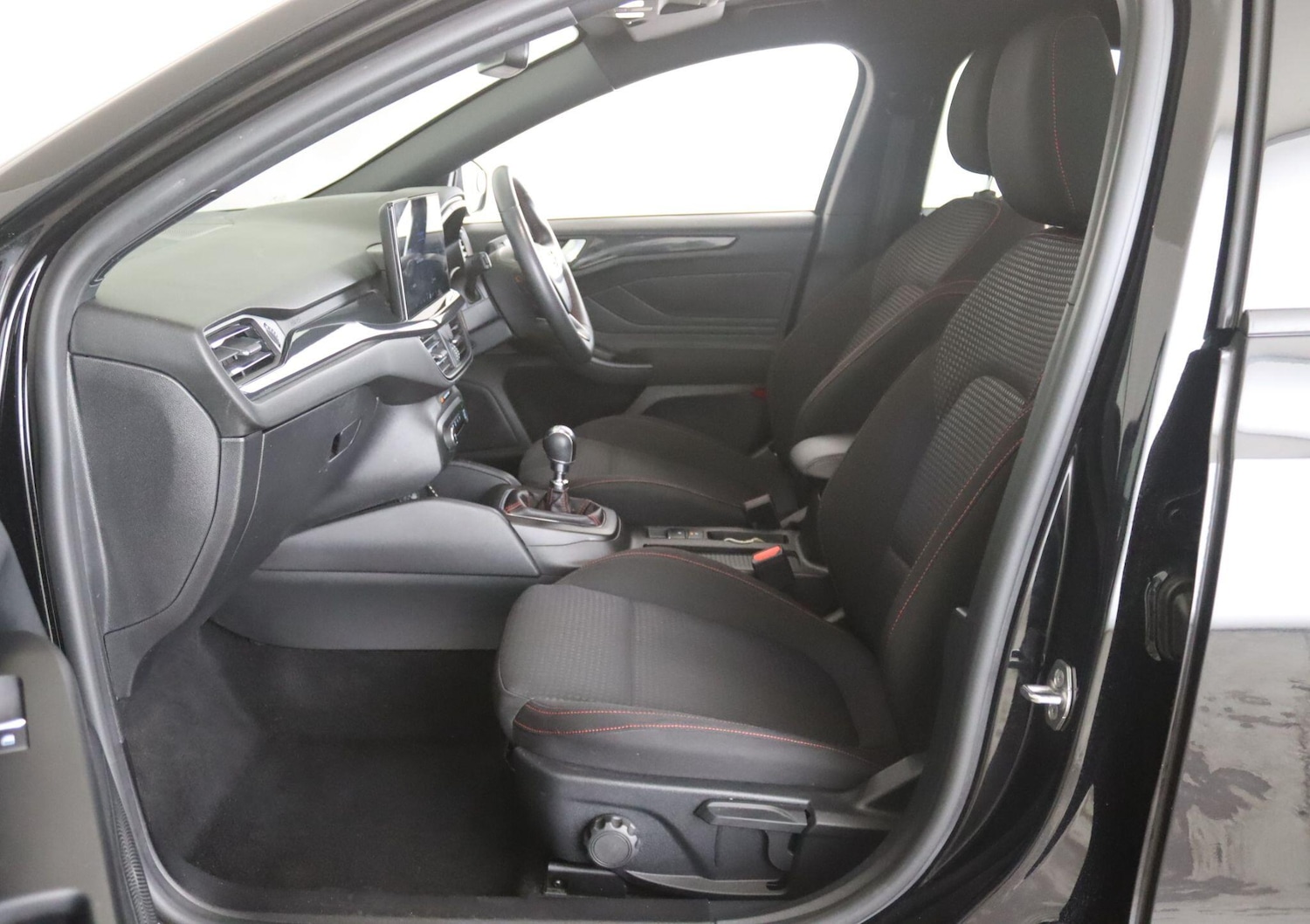 Used Ford Focus 2023 for sale - 77131097: Photo 11