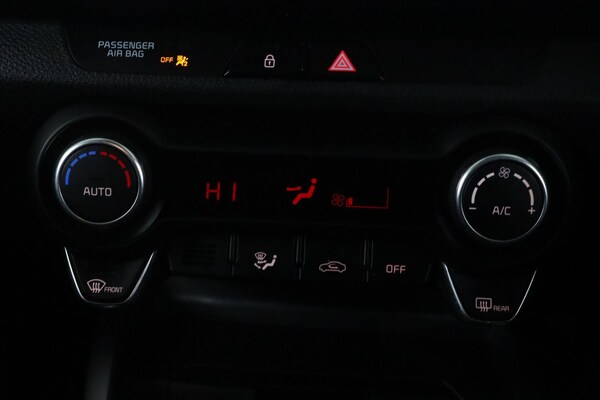 Used Kia Stonic 2022 for sale - 76214836: Photo 21
