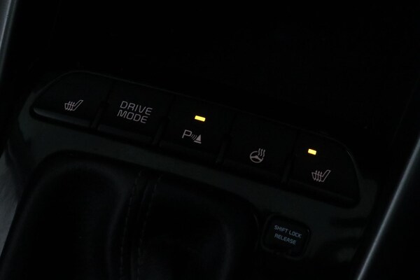 Used Kia Stonic 2022 for sale - 76214836: Photo 22