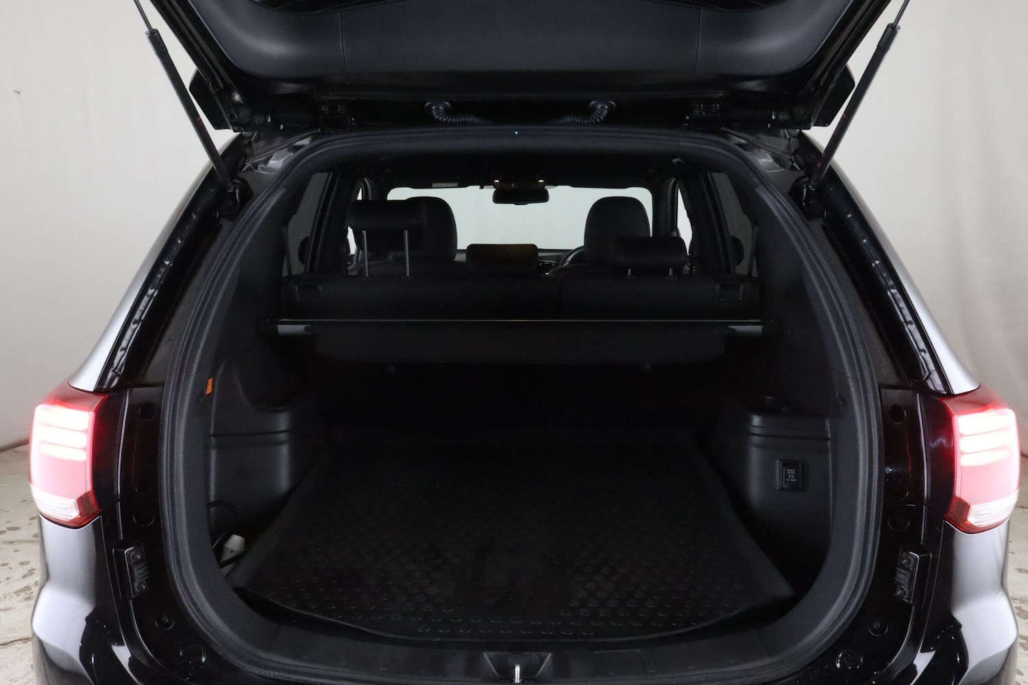 Used Mitsubishi Outlander 2021 for sale - 76633368: Photo 13