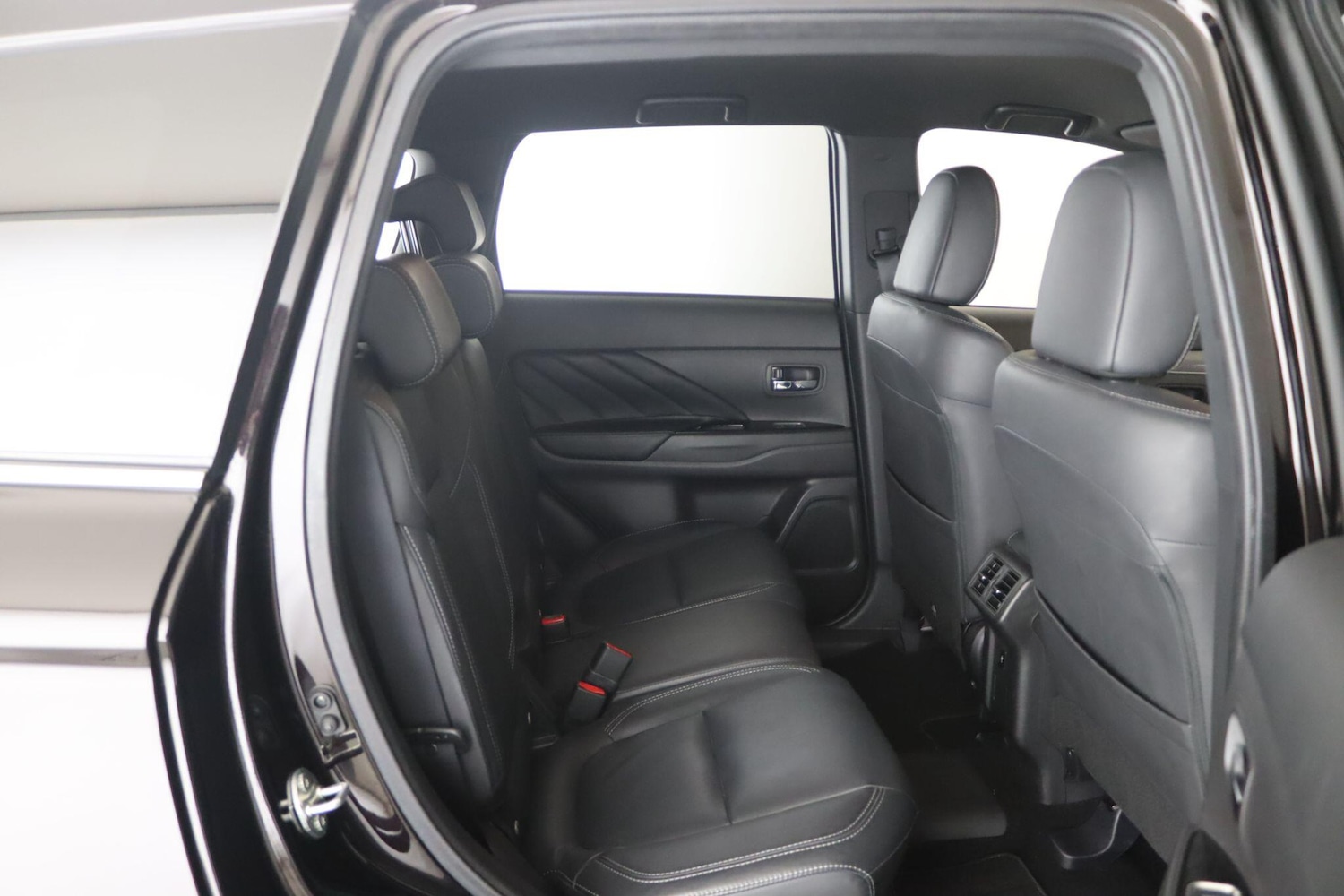 Used Mitsubishi Outlander 2021 for sale - 76633368: Photo 14