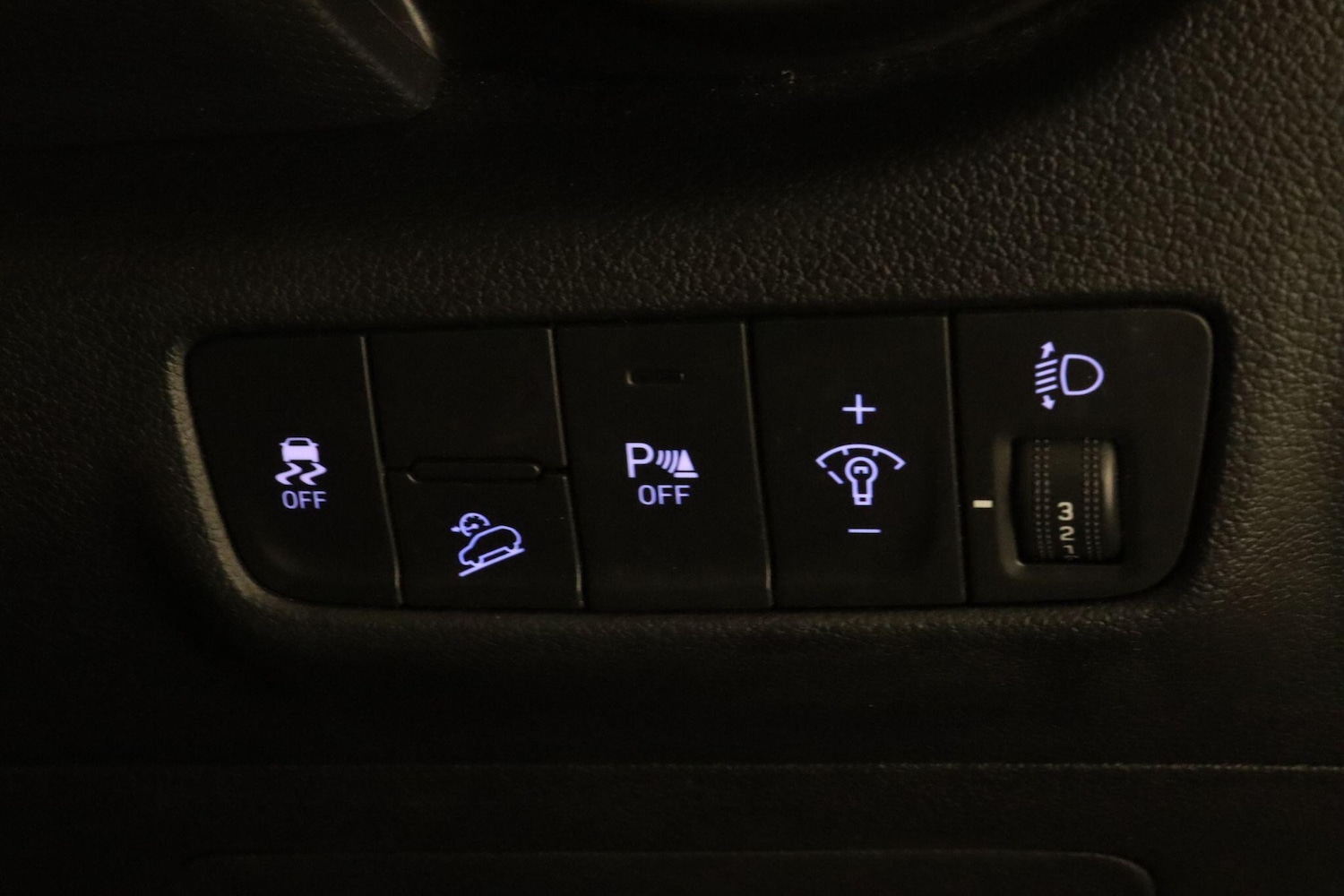 Used Hyundai KONA 2023 for sale - 76561405: Photo 16