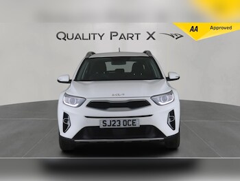 Used Kia Stonic 2023 for sale - 78231462: Photo