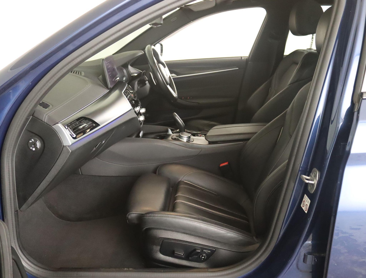 Used BMW 5 Series 2020 for sale - 77074737: Photo 11