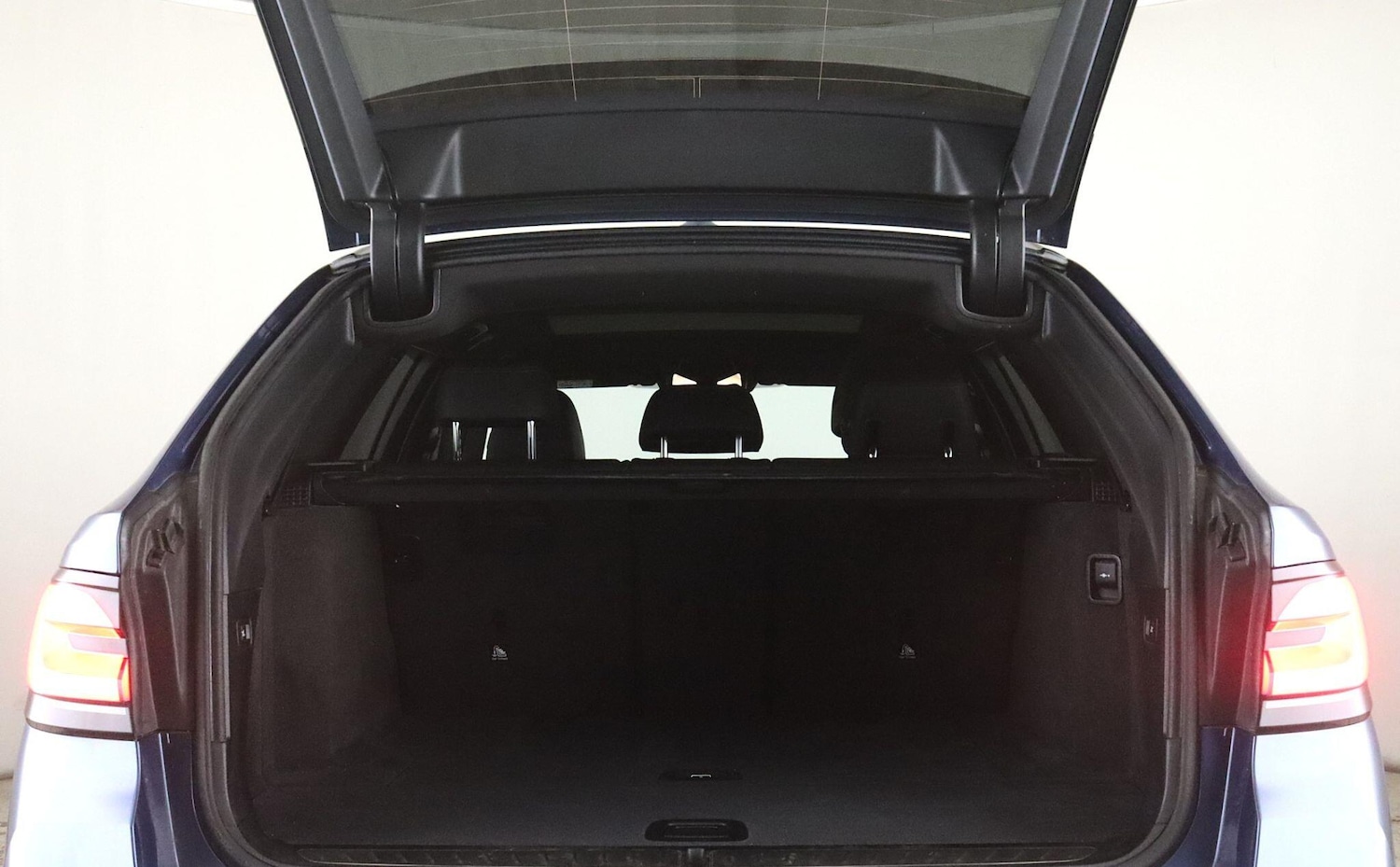 Used BMW 5 Series 2020 for sale - 77074737: Photo 14