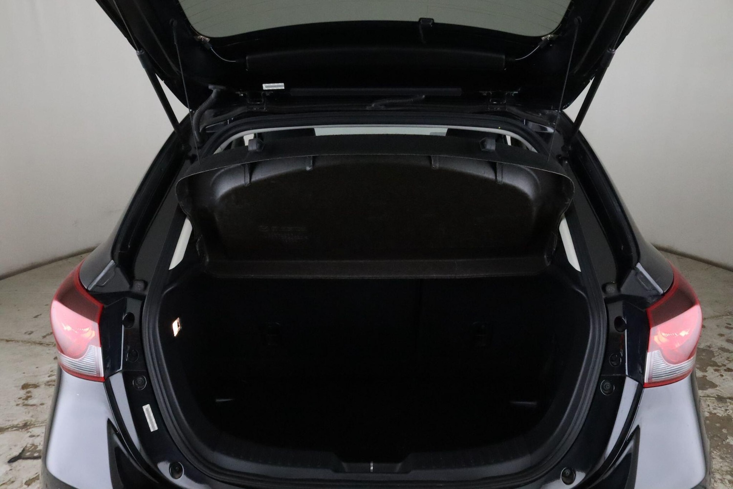 Used Mazda Mazda2 2023 for sale - 75809591: Photo 12