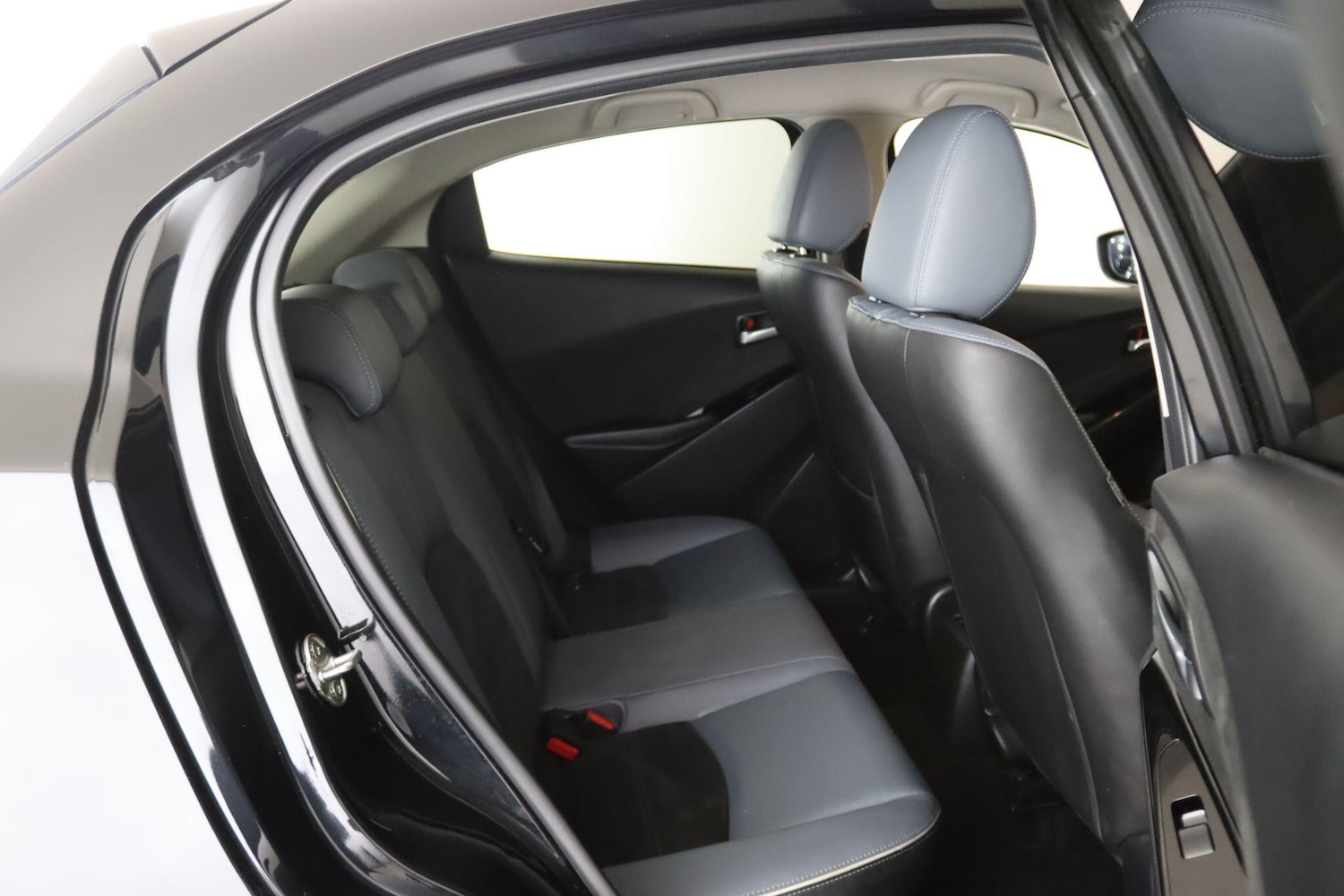 Used Mazda Mazda2 2023 for sale - 75809591: Photo 13