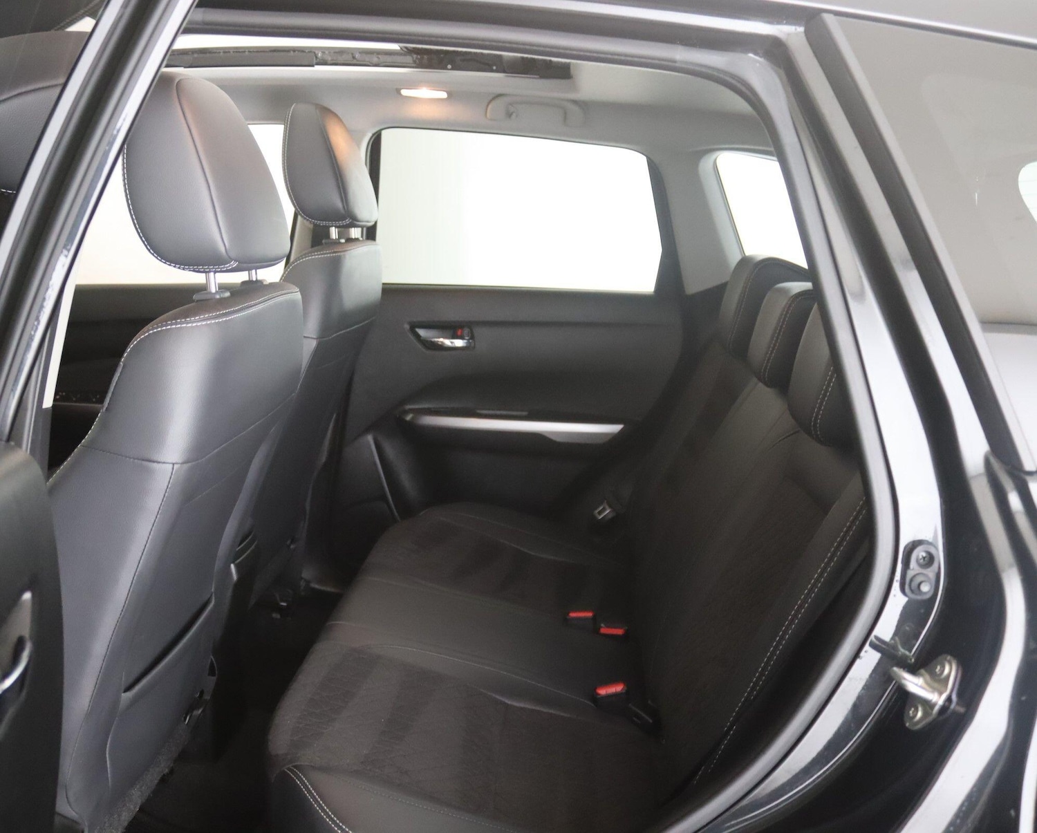 Used Suzuki Vitara 2023 for sale - 77768483: Photo 12