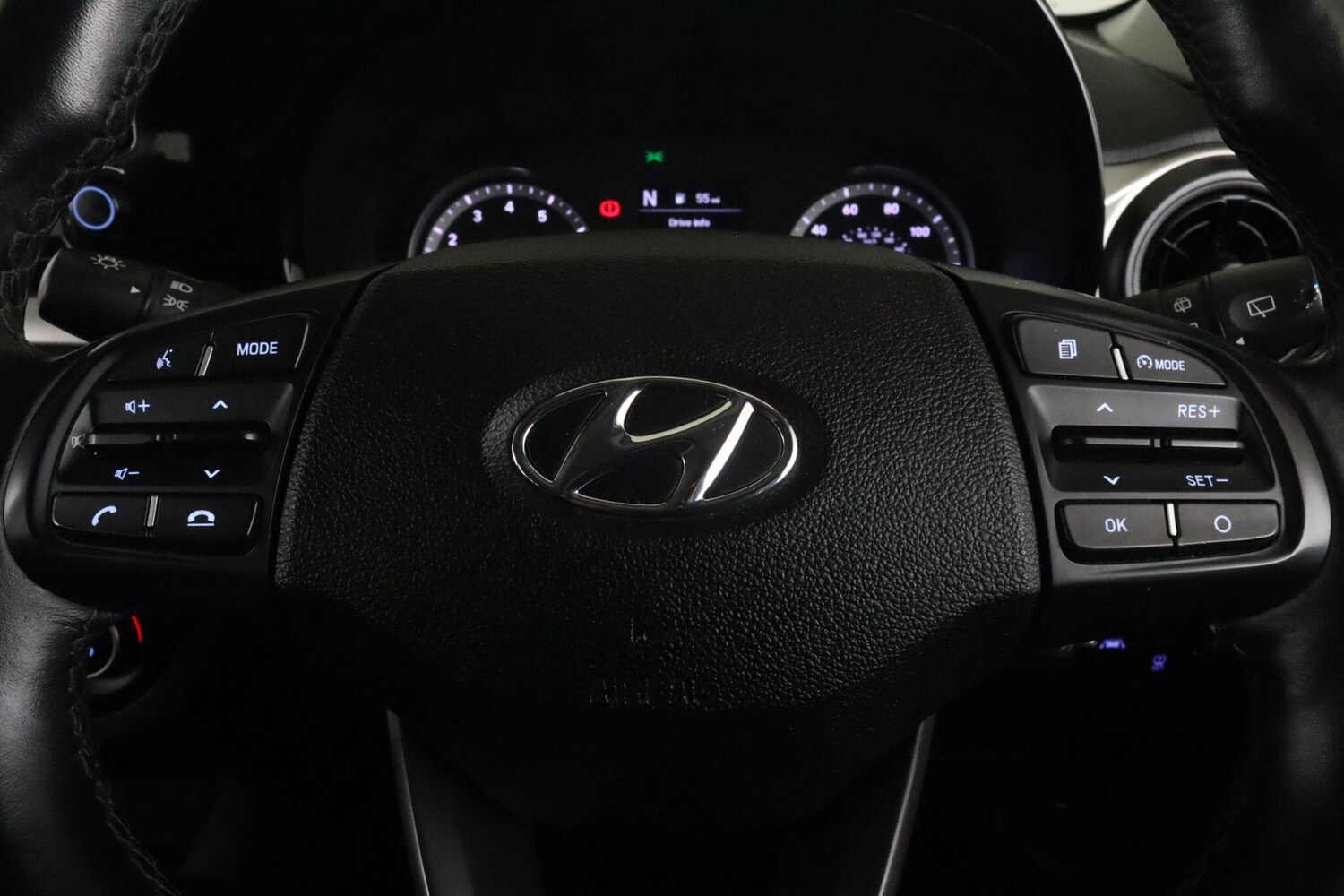 Used Hyundai i10 2021 for sale - 77671778: Photo 18