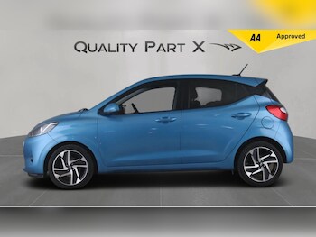 Used Hyundai i10 2021 for sale - 77671778: Photo