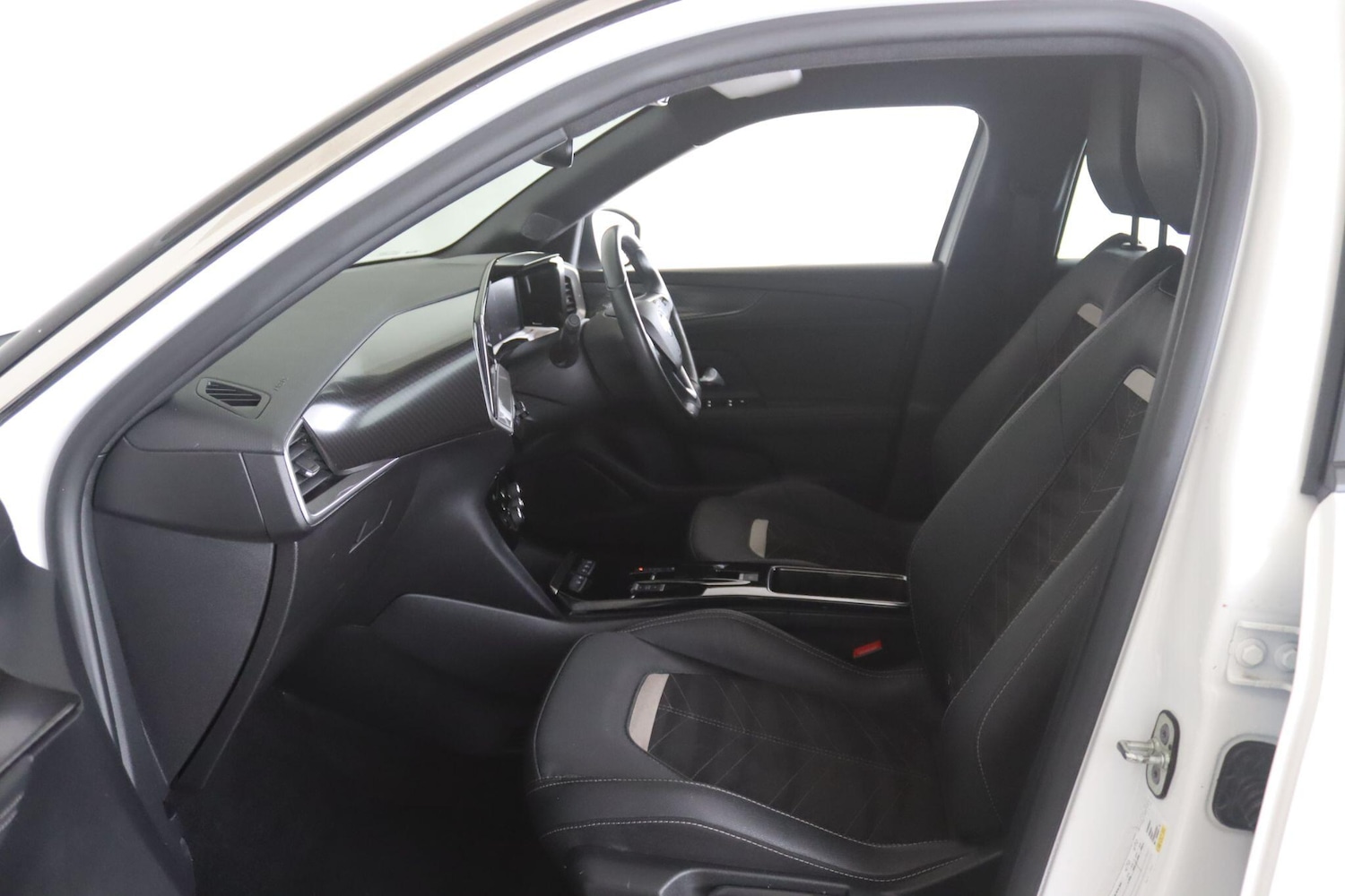 Used Vauxhall Mokka Electric 2023 for sale - 76832638: Photo 12