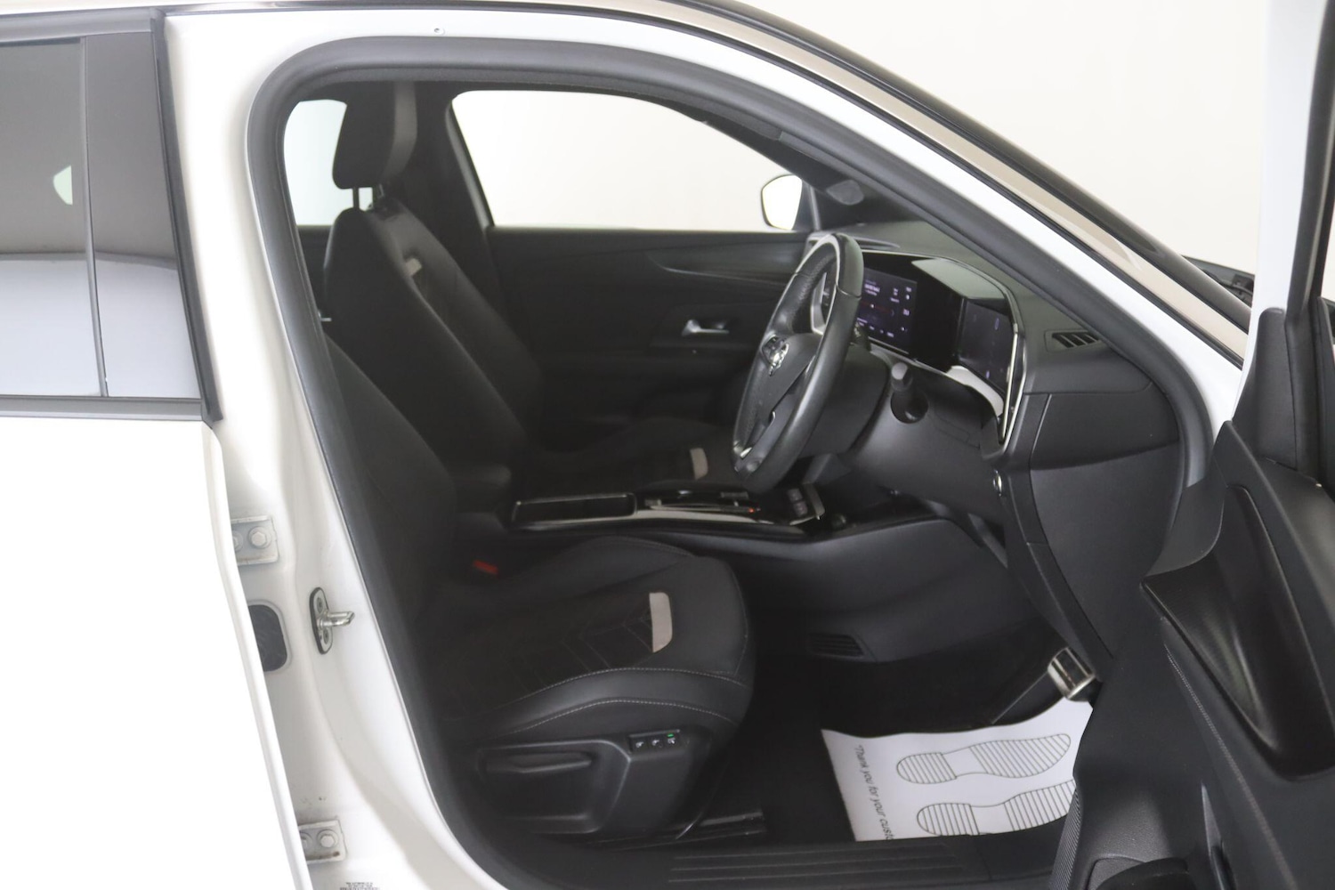 Used Vauxhall Mokka Electric 2023 for sale - 76832638: Photo 17