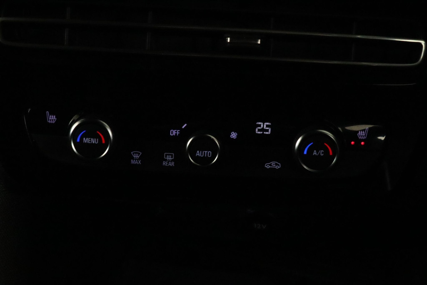 Used Vauxhall Mokka Electric 2023 for sale - 76832638: Photo 23