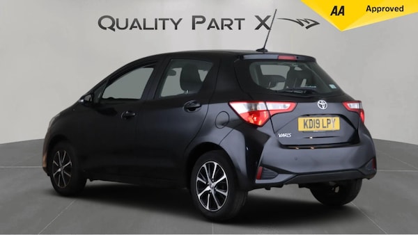 Used Toyota Yaris 2019 for sale - 76042551: Photo 4