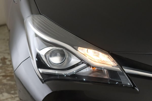 Used Toyota Yaris 2019 for sale - 76042551: Photo 8