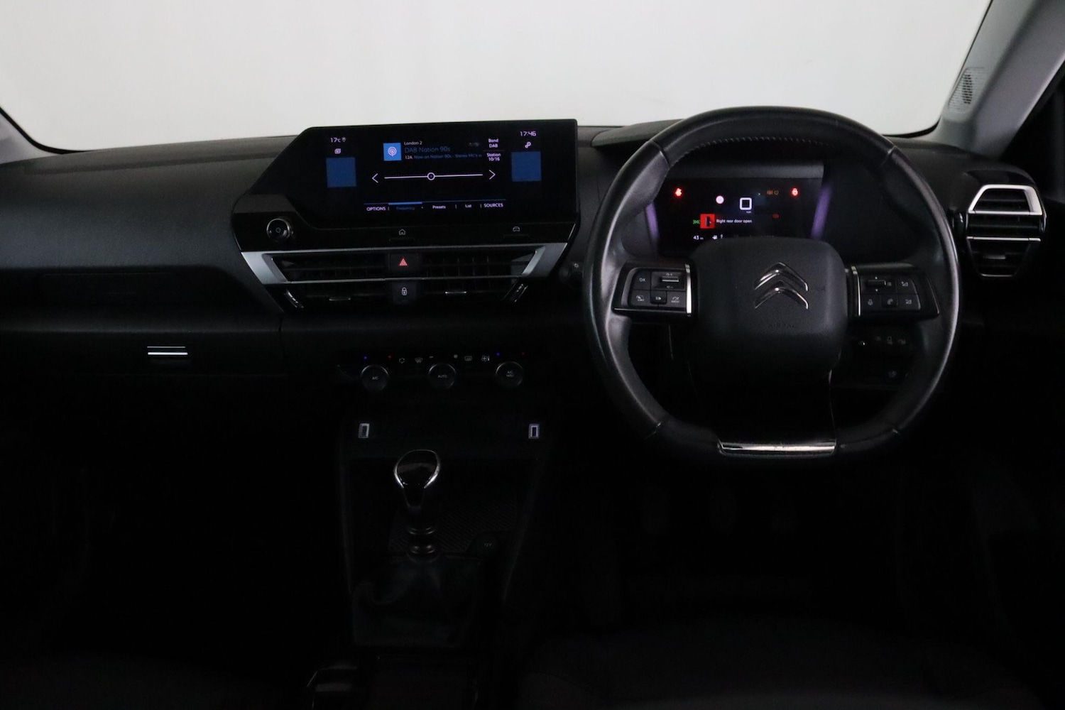 Used Citroen C4 2022 for sale - 75670045: Photo 15