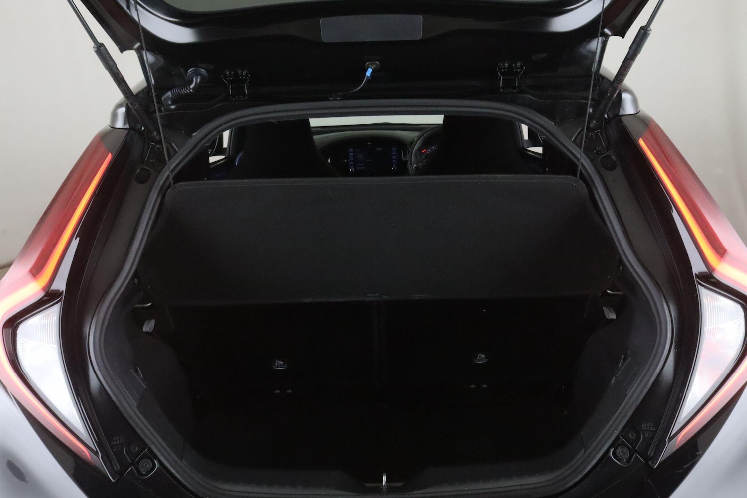 Used Toyota Aygo X 2022 for sale - 77696738: Photo 13