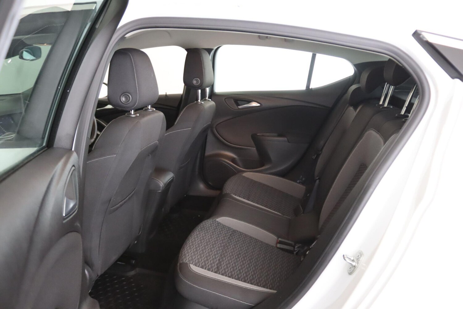 Used Vauxhall Astra 2020 for sale - 76122969: Photo 12