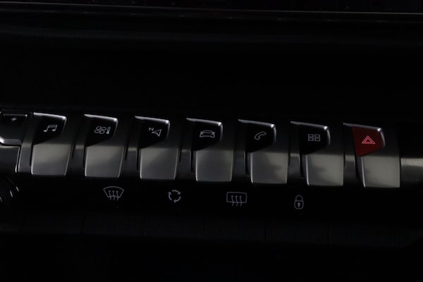 Used Peugeot 3008 2022 for sale - 76002182: Photo 22