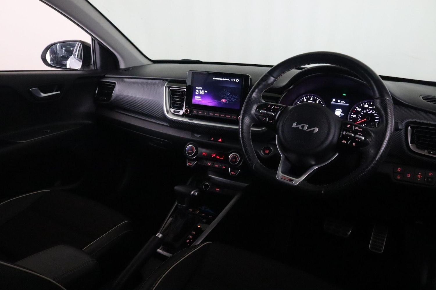 Used Kia Stonic 2022 for sale - 76549064: Photo 17