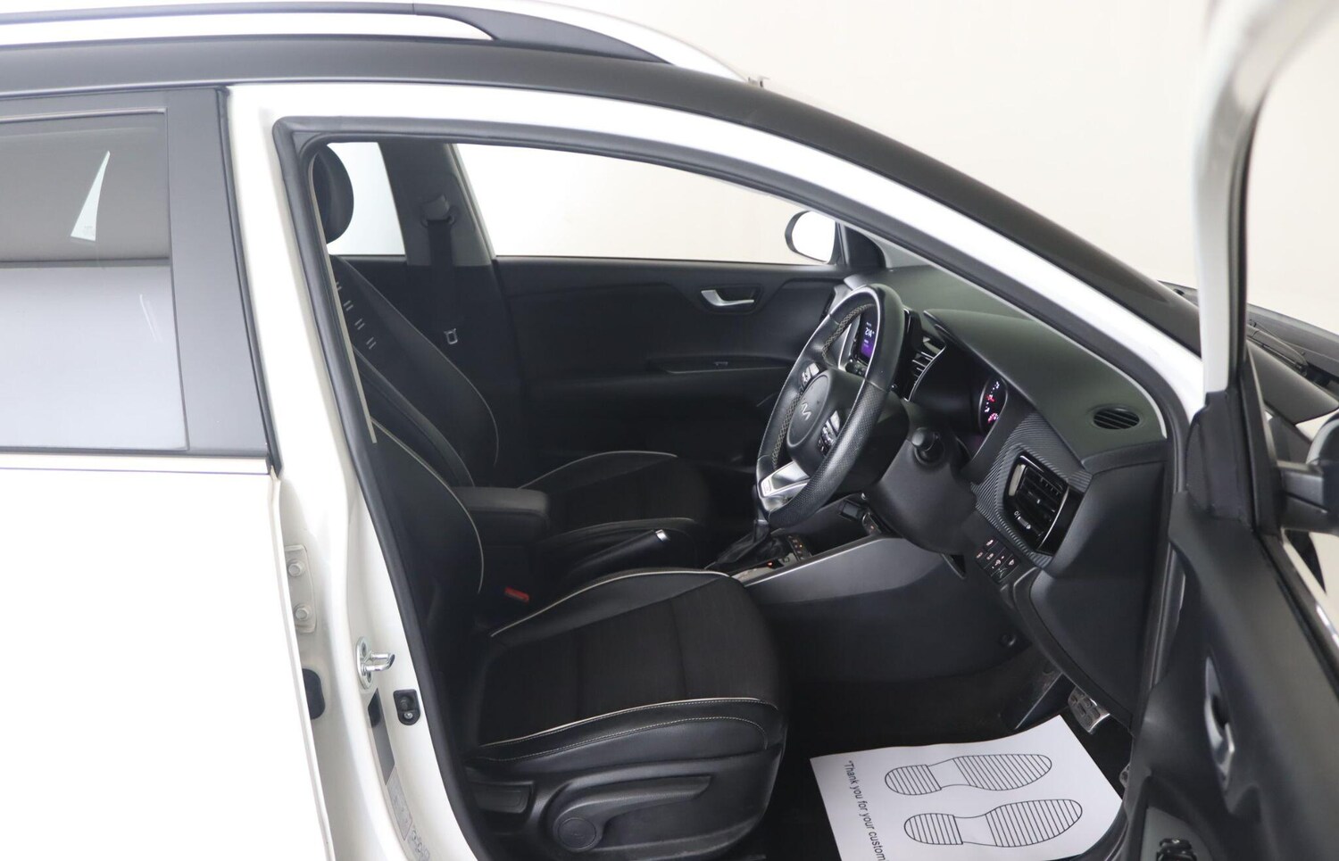 Used Kia Stonic 2022 for sale - 76549064: Photo 18