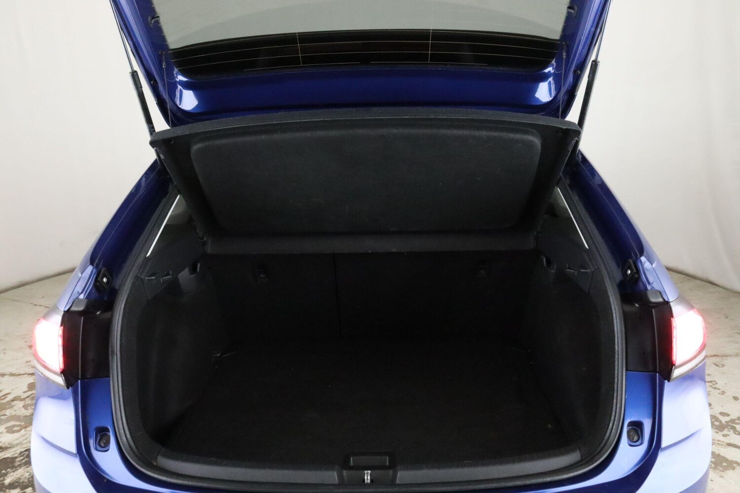 Used Volkswagen Taigo 2023 for sale - 76085491: Photo 15