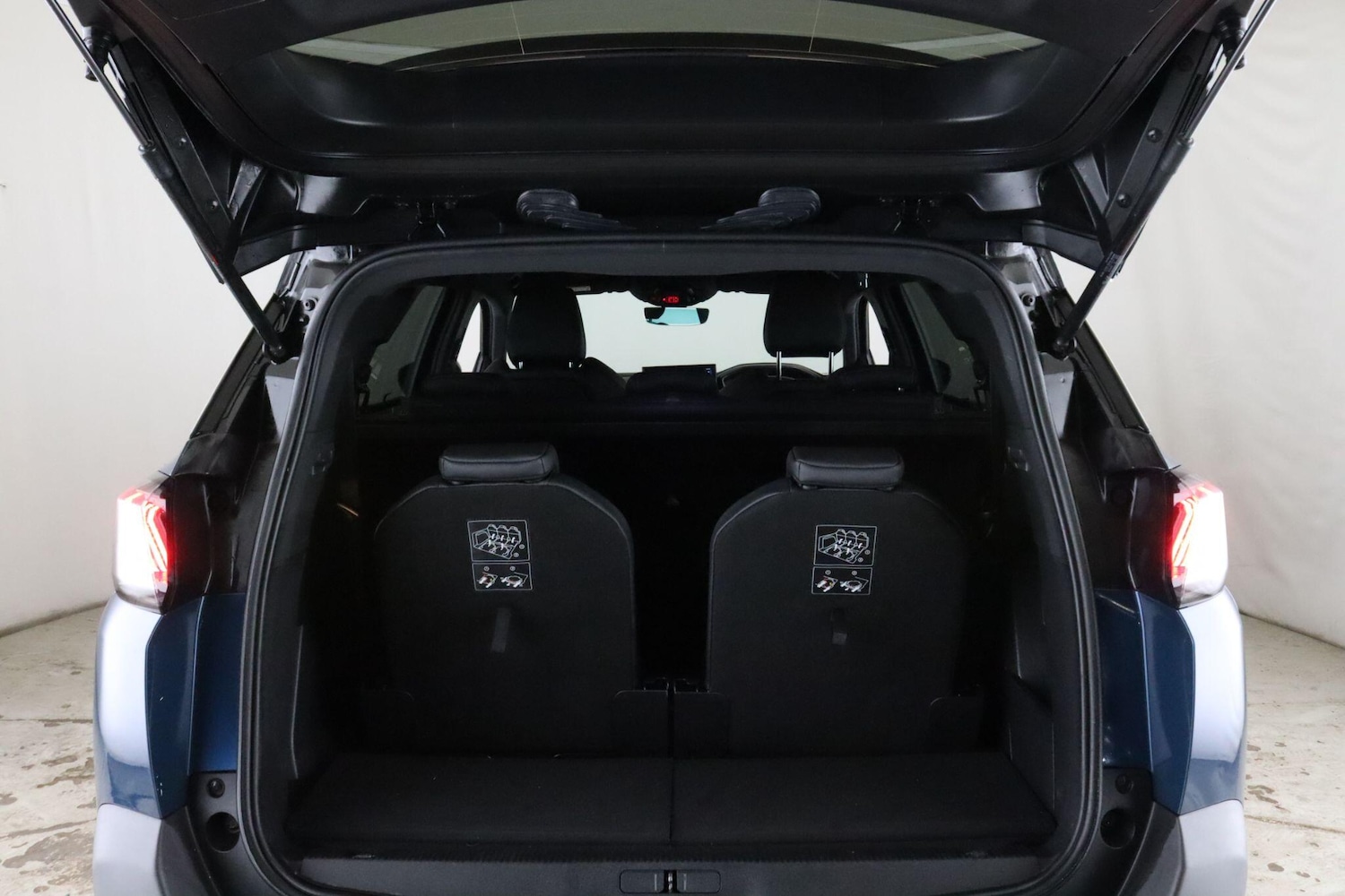 Used Peugeot 5008 2021 for sale - 75914941: Photo 12