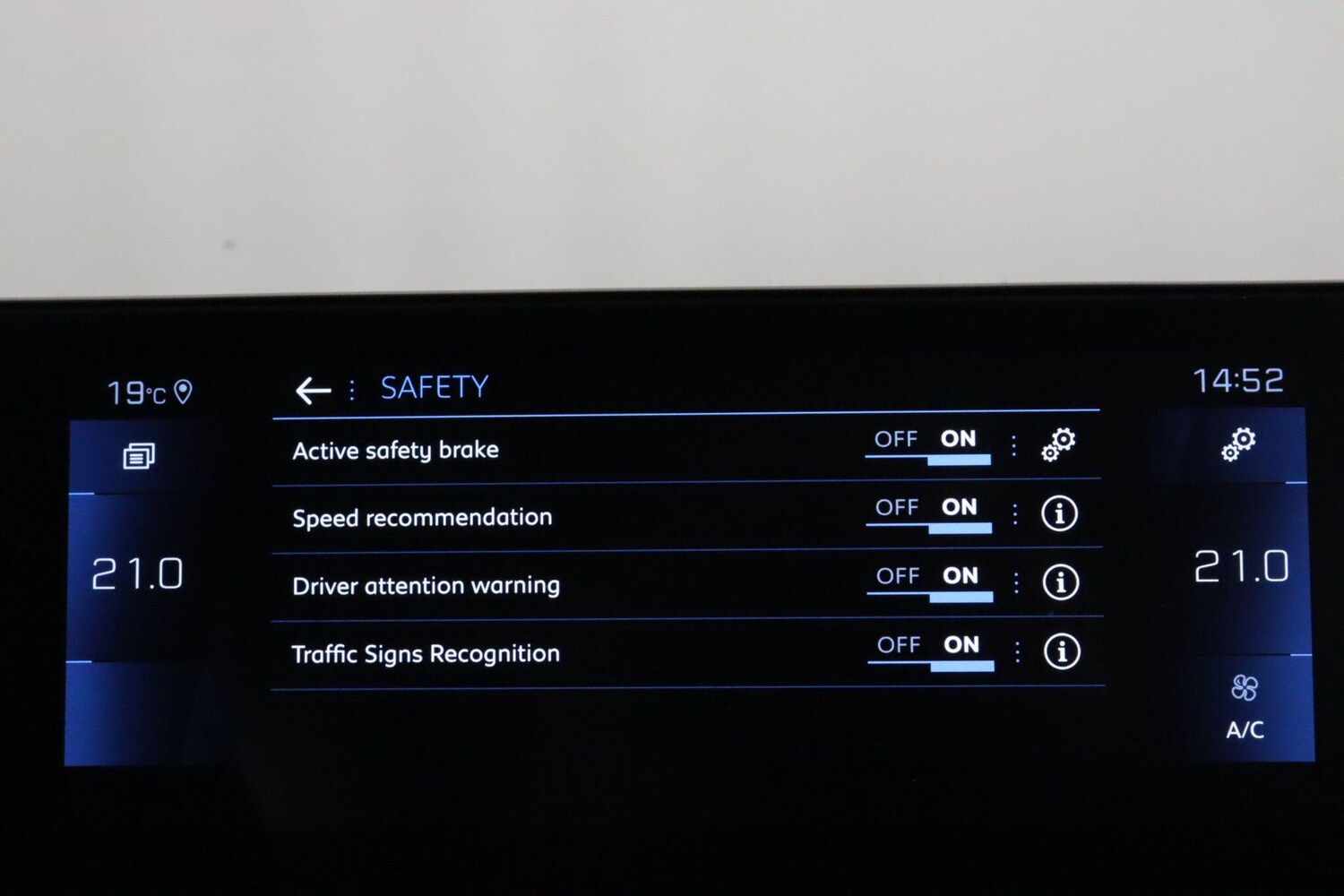 Used Peugeot 5008 2021 for sale - 75914941: Photo 27