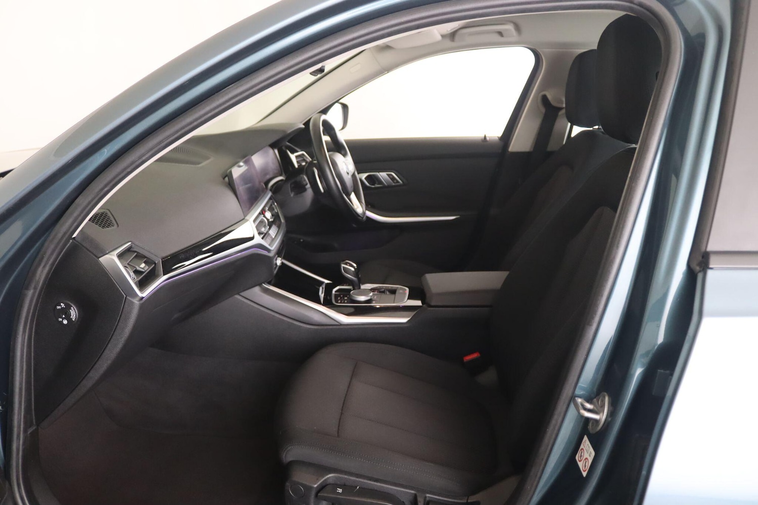 Used BMW 3 Series 2021 for sale - 76424544: Photo 11