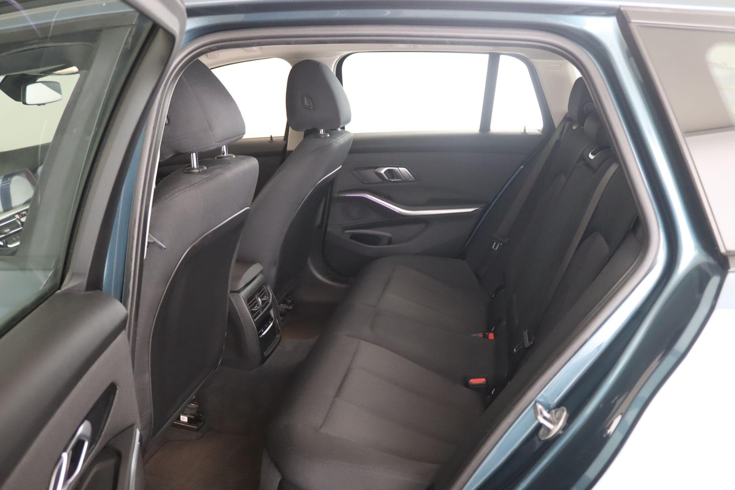 Used BMW 3 Series 2021 for sale - 76424544: Photo 12