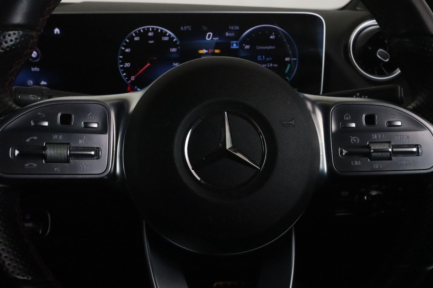 Used Mercedes-Benz B Class 2020 for sale - 77091547: Photo 24