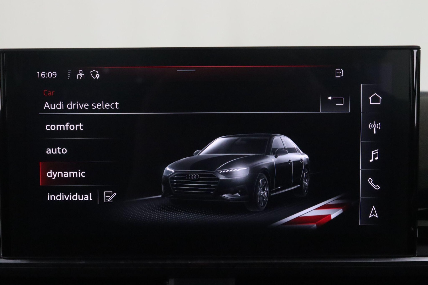 Used Audi A4 2020 for sale - 77723976: Photo 33