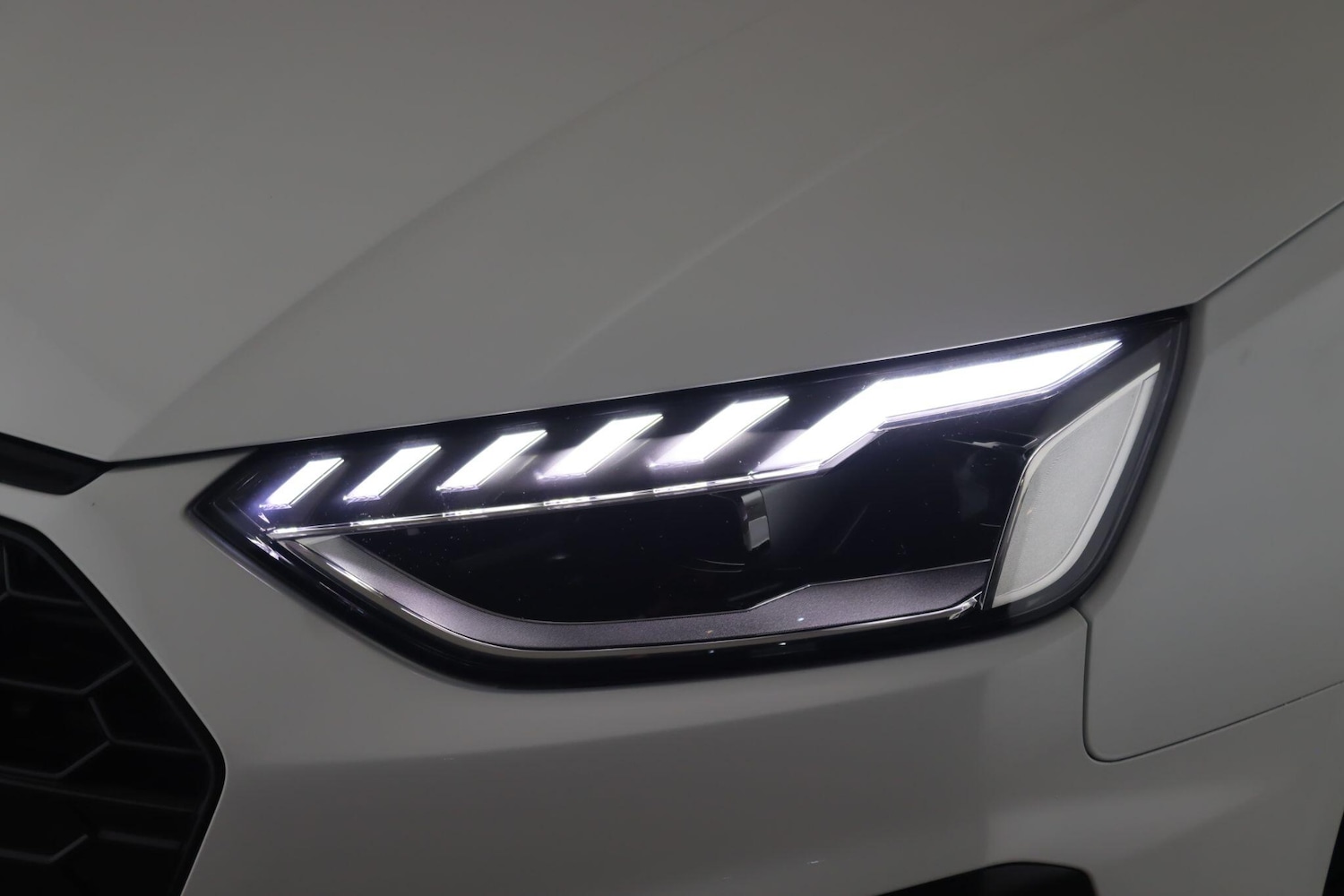 Used Audi A4 2020 for sale - 77723976: Photo 9