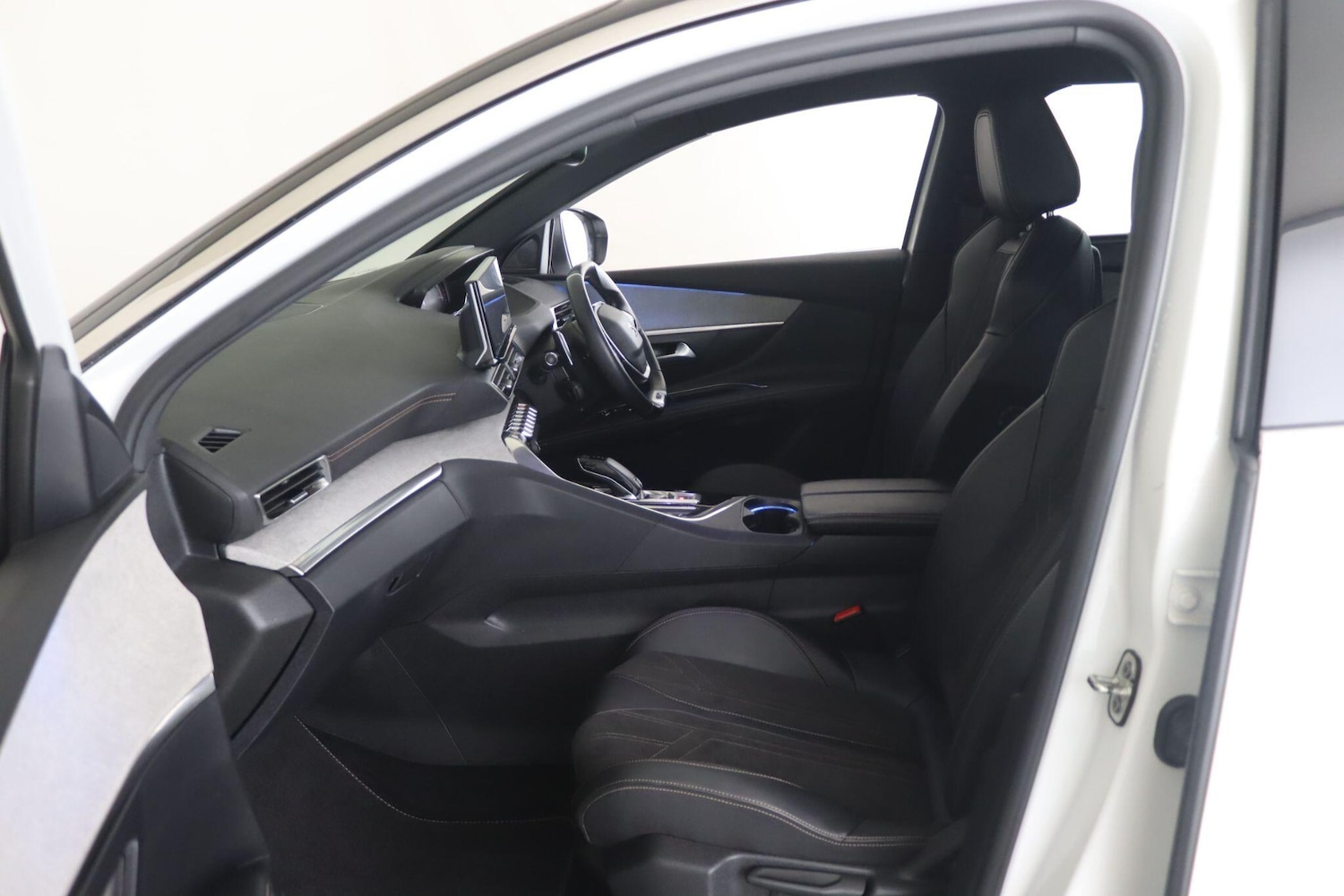 Used Peugeot 5008 2021 for sale - 76645991: Photo 13