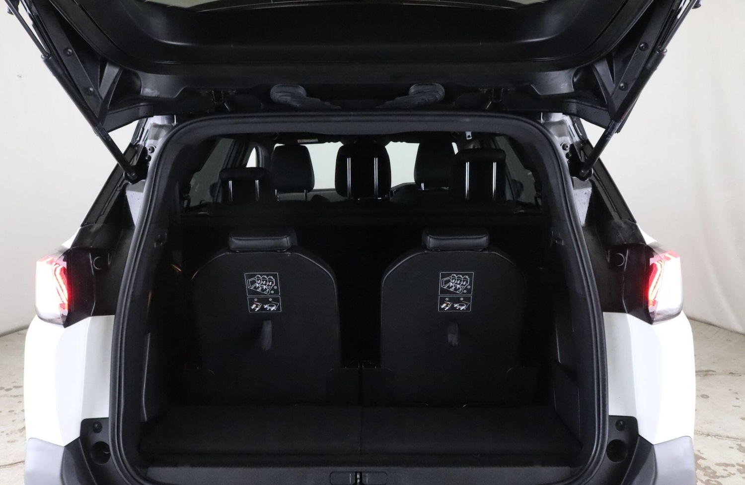 Used Peugeot 5008 2021 for sale - 76645991: Photo 15