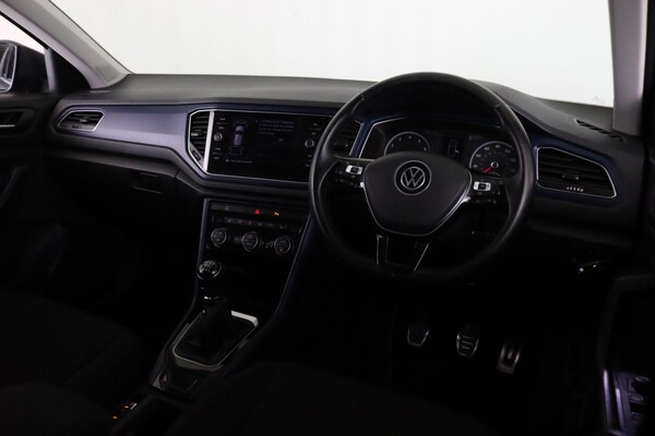 Used Volkswagen T-Roc 2020 for sale - 75415351: Photo 12