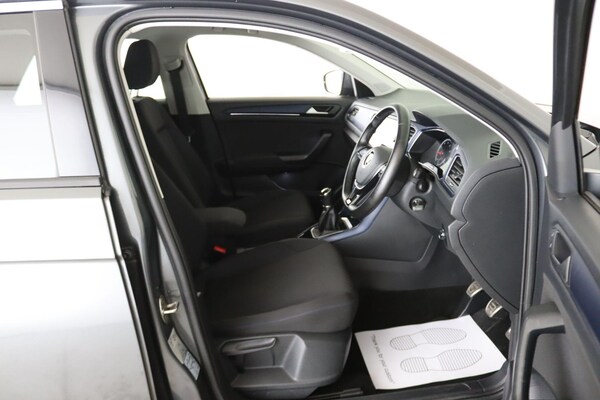 Used Volkswagen T-Roc 2020 for sale - 75415351: Photo 13