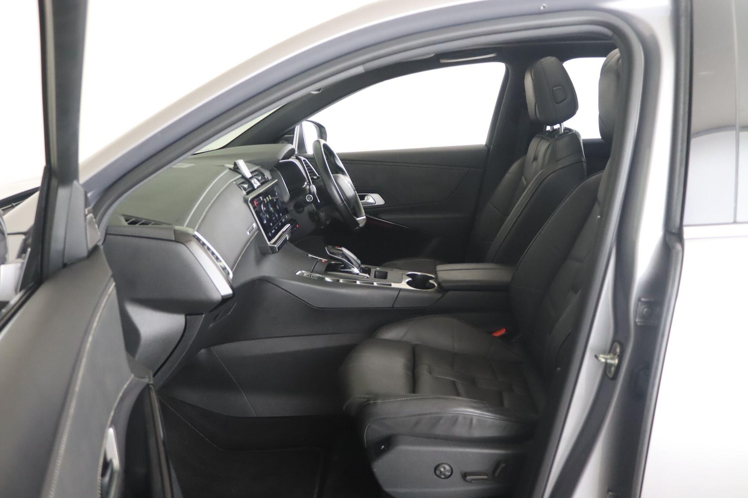 Used DS Automobiles DS 7 Crossback 2020 for sale - 76282618: Photo 12