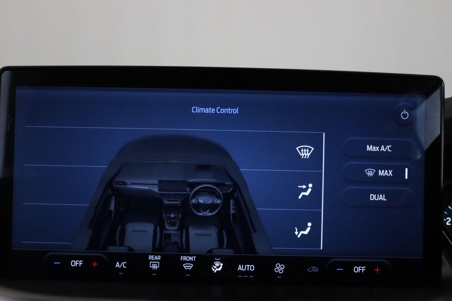 Used Ford Focus 2023 for sale - 75781045: Photo 30